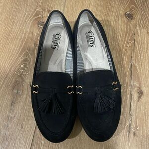 Cliffs loafers
